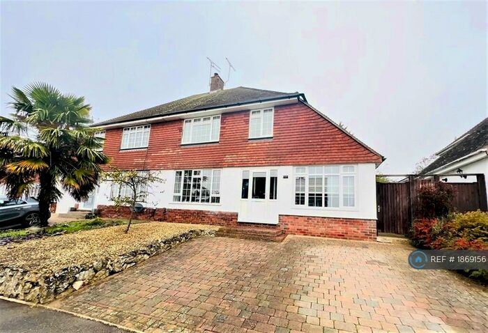 4 Bedroom Semi-Detached House To Rent In Plumtrees, Maidstone, Kent, ME16