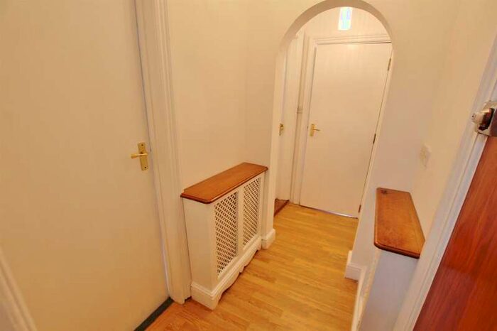 1 Bedroom Property To Rent In Hengist Road Boscombe, Bournemouth, BH1