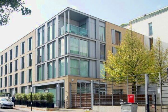 2 Bedroom Flat For Sale In Highbury Stadium Square, London, N5