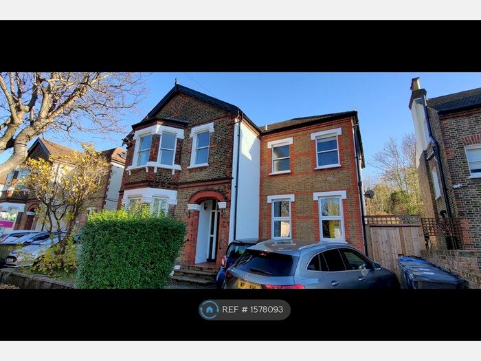 2 Bedroom Flat To Rent In Dornton Road, South Croydon, CR2