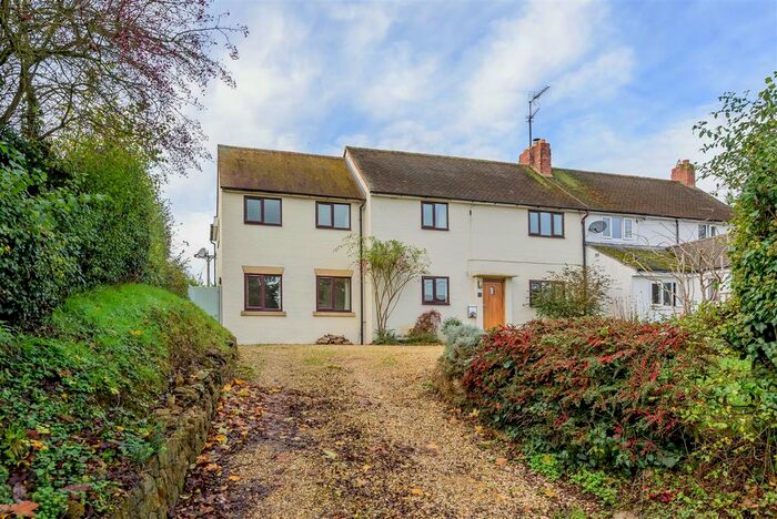 4 Bedroom Property For Sale In High Street, Preston Capes, Daventry, NN11