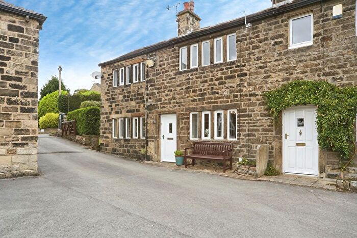 4 Bedroom Semi-Detached House For Sale In Crowther Fold, Harden, Bingley, BD16