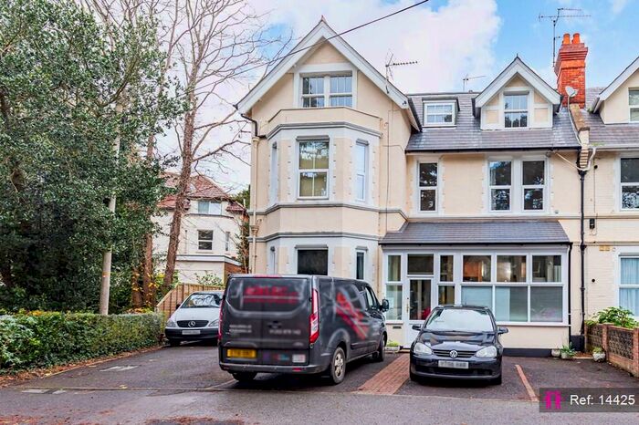2 Bedroom Apartment To Rent In Spencer Road, Bournemouth, BH1