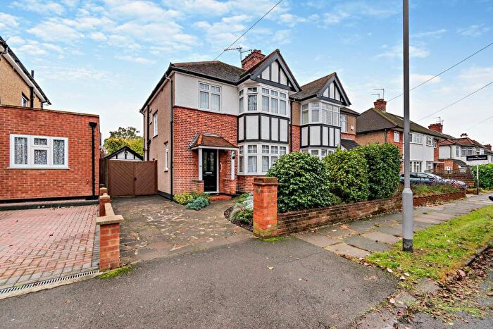 3 Bedroom Semi-Detached House To Rent In Boldmere Road, HA5