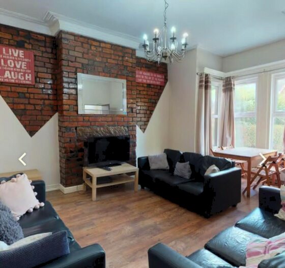 9 Bedroom Terraced House To Rent In Brudenell Road, Leeds, West Yorkshire, LS6