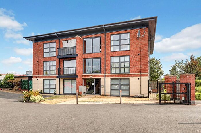 1 Bedroom Flat For Sale In Deane Road, Deane Court, NG11