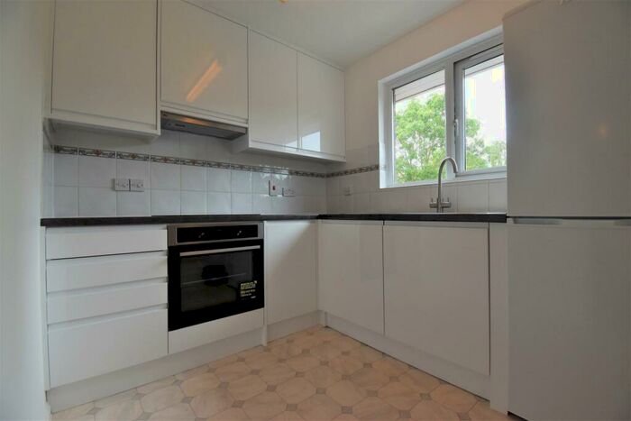 1 Bedroom Flat To Rent In Granville Place, Elm Park Road, Pinner, HA5