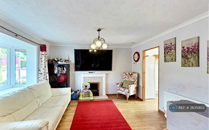 3 Bedroom Detached House To Rent In Quartz Close, Wokingham, RG41