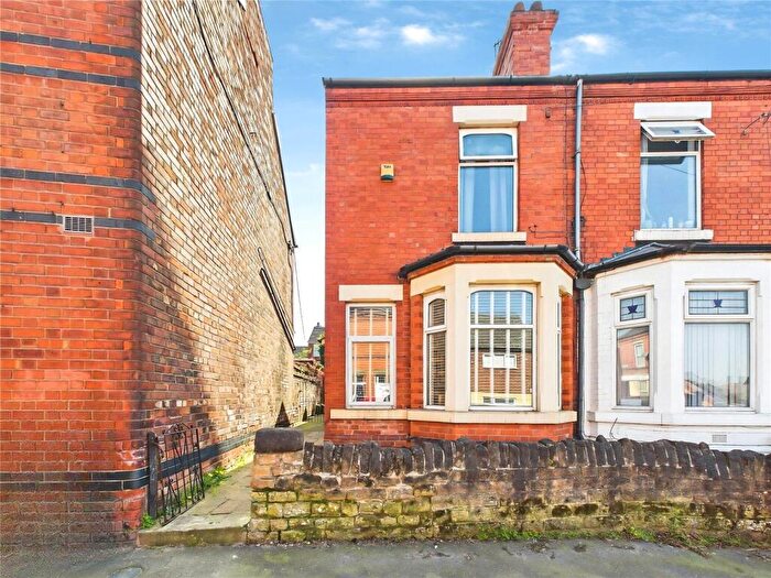 3 Bedroom End Of Terrace House For Sale In Liddington Street, Nottingham, Nottinghamshire, NG7