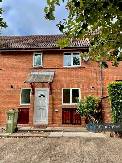 2 Bedroom Terraced House To Rent In Khasiaberry, Milton Keynes, MK7