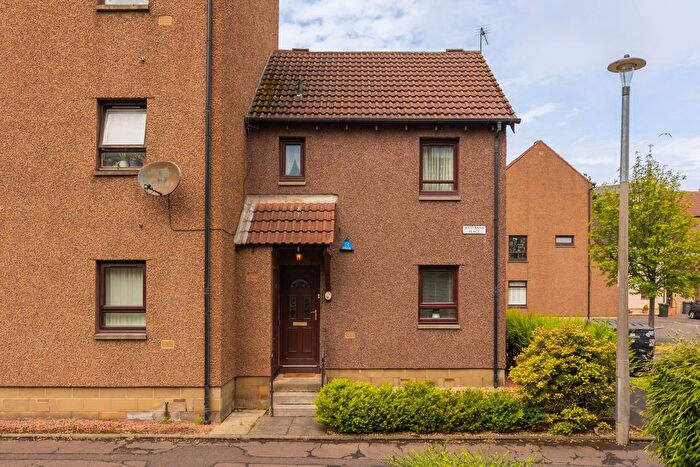 2 Bedroom End Of Terrace House For Sale In Westbank Place, Edinburgh, EH15