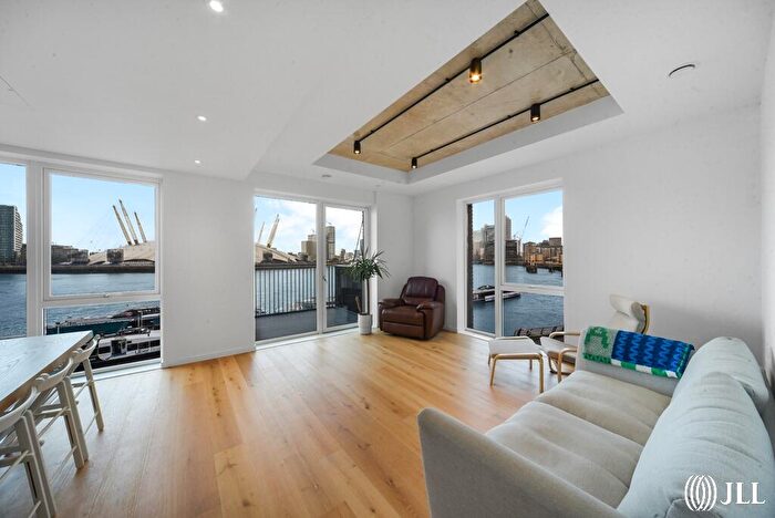 2 Bedroom Flat For Sale In Hampden House, London, E14