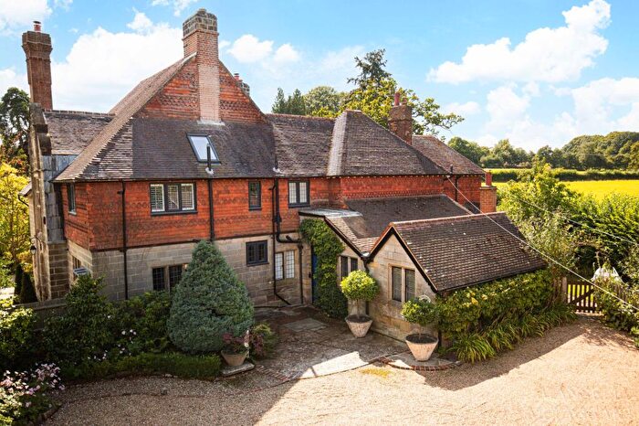 4 Bedroom Character Property For Sale In Turners Hill Road, Crawley Down, RH10