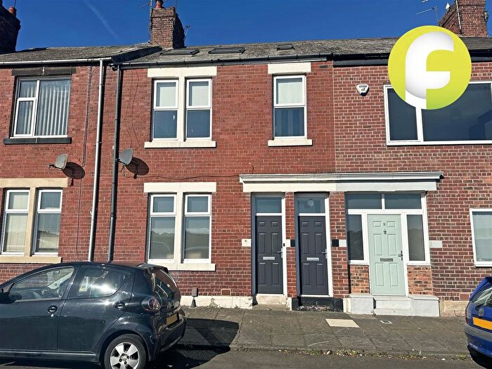1 Bedroom Flat To Rent In Yeoman Street, North Shields, Tyne And Wear, NE29