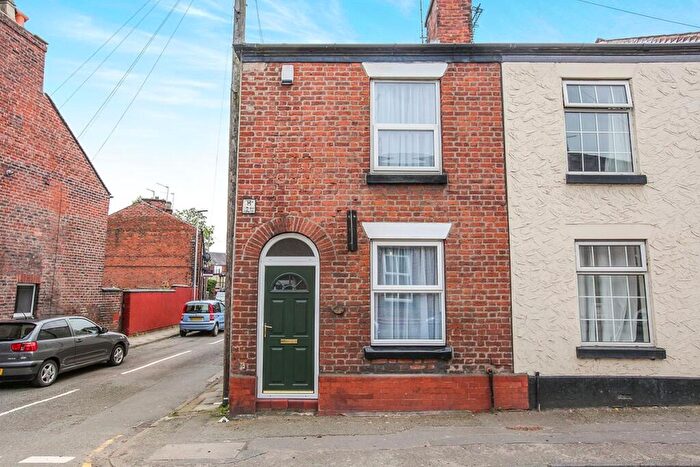 2 Bedroom End Of Terrace House To Rent In Antrobus Street, Congleton, Cheshire, CW12