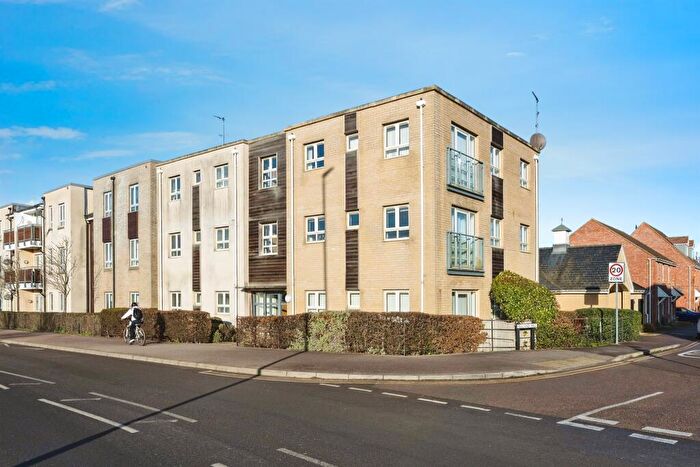 2 Bedroom Apartment For Sale In Cambridge Road, St. Neots, PE19