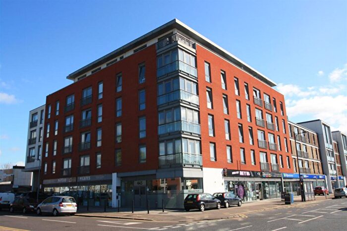 2 Bedroom Apartment To Rent In Southchurch Road, Southend-On-Sea, SS1