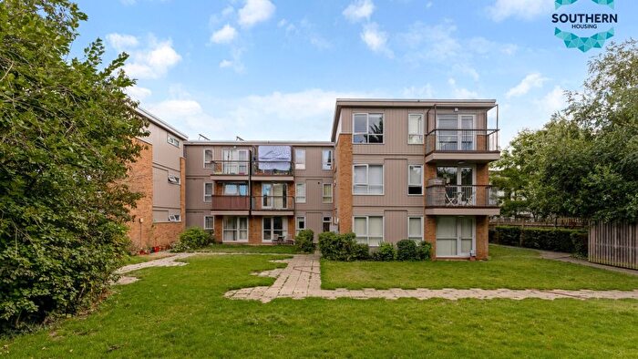 2 Bedroom Flat For Sale In Mill Court -, Mill Court, Merton Road, London, SW18