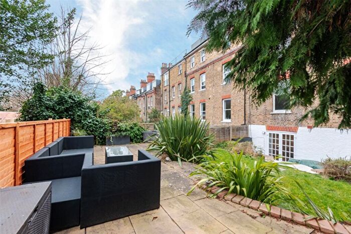 1 Bedroom Flat To Rent In Dennington Park Road, West Hampstead, NW6