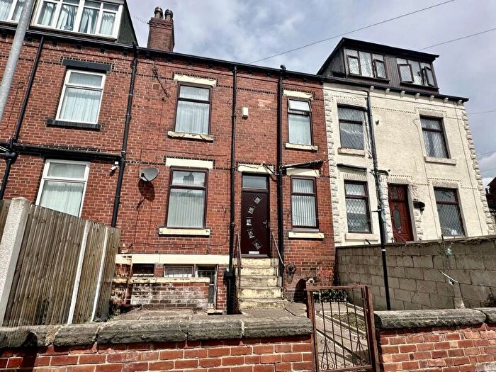 2 Bedroom House To Rent In Vinery Terrace, LS9