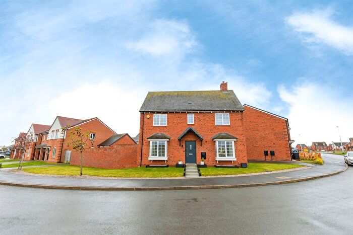 3 Bedroom Detached House For Sale In Scimitar Drive, Southam, CV47