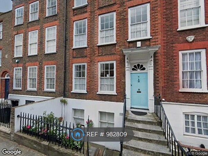 1 Bedroom Flat To Rent In Ormond Road, Richmond, TW10