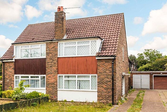 3 Bedroom Semi-Detached House For Sale In Scotts Avenue, Sunbury-On-Thames, TW16