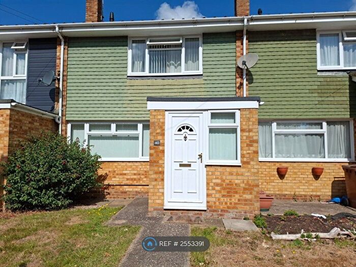 2 Bedroom Terraced House To Rent In Hawbeck Road, Gillingham, ME8