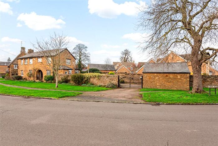 3 Bedroom Detached House For Sale In High Street, Milton Malsor, Northampton, Northamptonshire, NN7