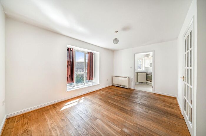 2 Bedroom Flat To Rent In Thyme Close, Kidbrooke Village, London, SE3