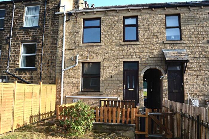 2 Bedroom Terraced House To Rent In Hope Street, Milnsbridge, Huddersfield, HD3