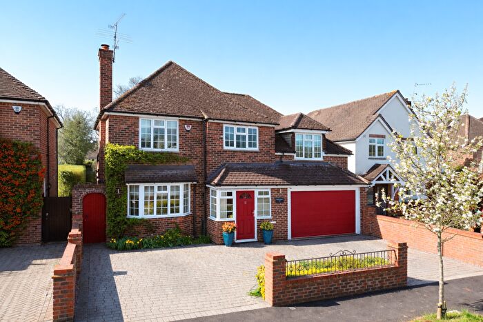 4 Bedroom Detached House For Sale In Greenmeads, Mayford, Woking, Surrey, GU22