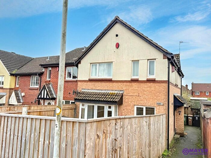 2 Bedroom Semi Detached House For Sale In Orchard Close, Plymouth, PL7