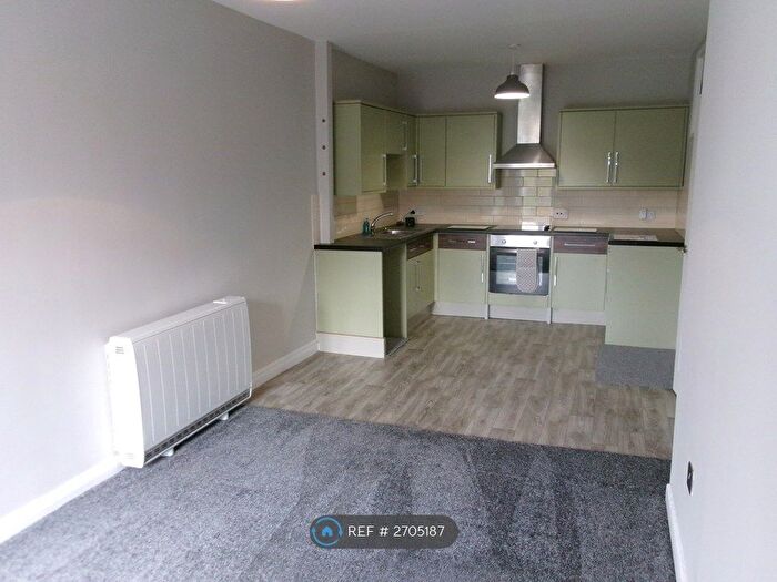 2 Bedroom Flat To Rent In Churchill Close, North Somercotes, Louth, LN11