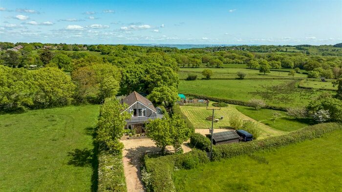 5 Bedroom Property For Sale In Littletown Lane, Wootton Bridge, Ryde, PO33