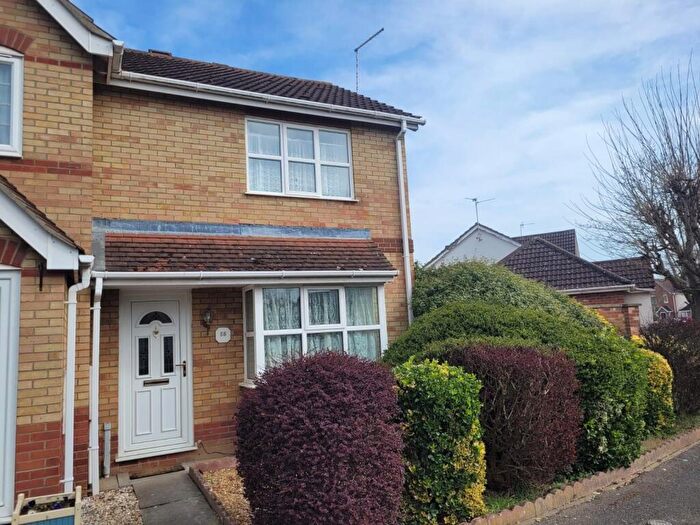2 Bedroom End Of Terrace House To Rent In Camargue Drive, March, PE15