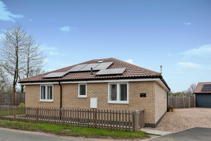 2 Bedroom Detached Bungalow For Sale In Haughley Green, Stowmarket, IP14