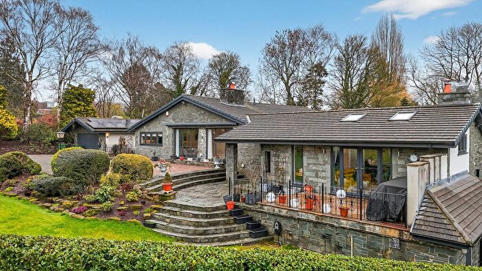 6 Bedroom Detached House For Sale In Heanor Road, Ripley, DE5