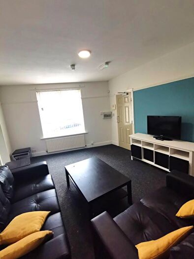 5 Bedroom End Of Terrace House To Rent In Stalker Lees Road, S11