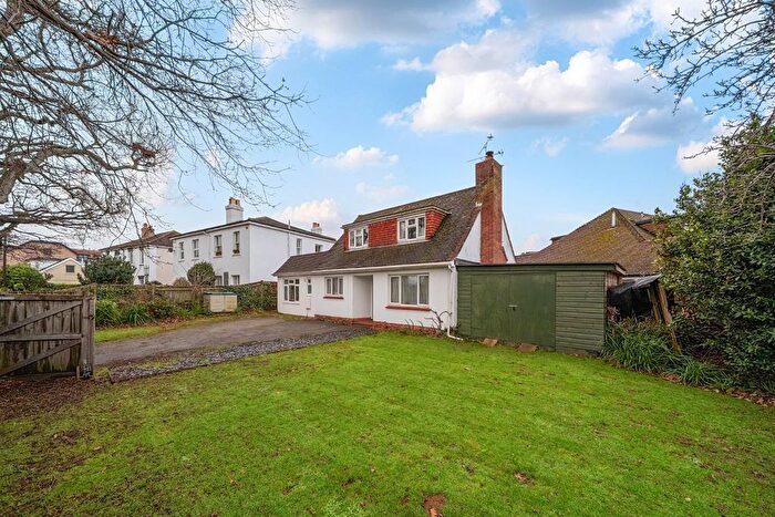 4 Bedroom Detached House For Sale In West Lane, Hayling Island, PO11