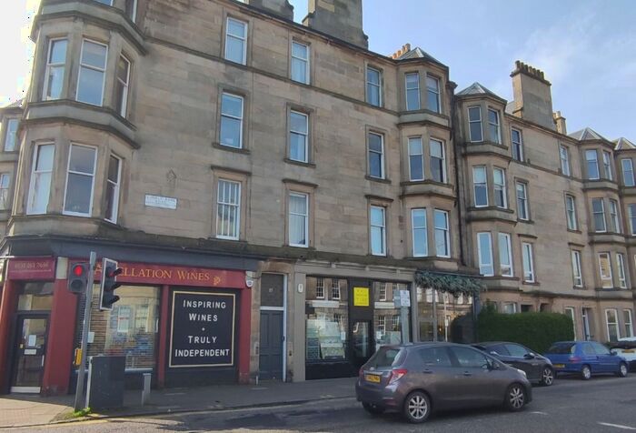 2 Bedroom Flat To Rent In Comely Bank Road, Stockbridge, Edinburgh, EH4