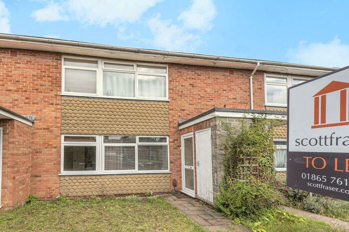 2 Bedroom Flat To Rent In Nursery Close, Headington, OX3
