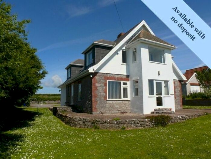 2 Bedroom Flat To Rent In Overton Lane, Port Eynon, SA3