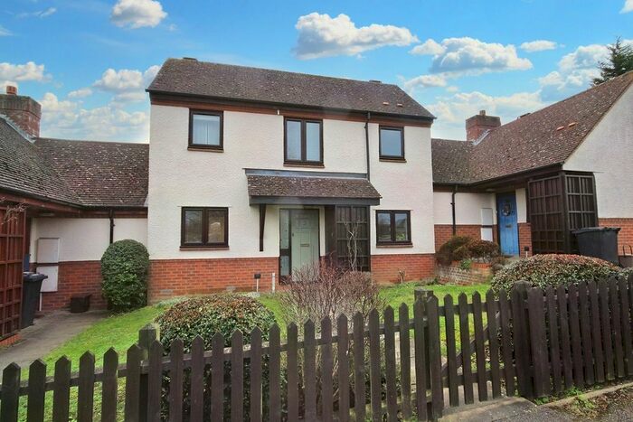 2 Bedroom Terraced House To Rent In Beech Hill, Letchworth Garden City, SG6