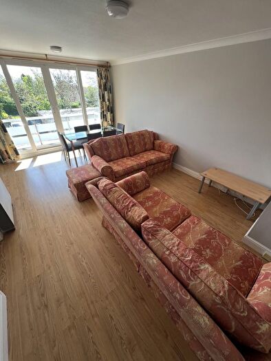 2 Bedroom Flat To Rent In Daneglen Court, London Road, Stanmore, Greater London, HA7