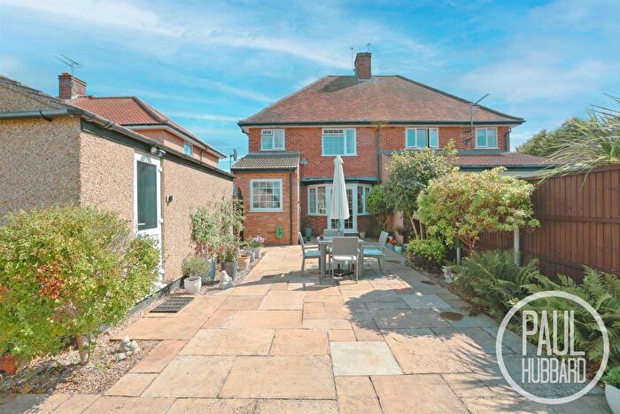 3 Bedroom Semi-Detached House For Sale In Gunton Drive, Gunton, NR32