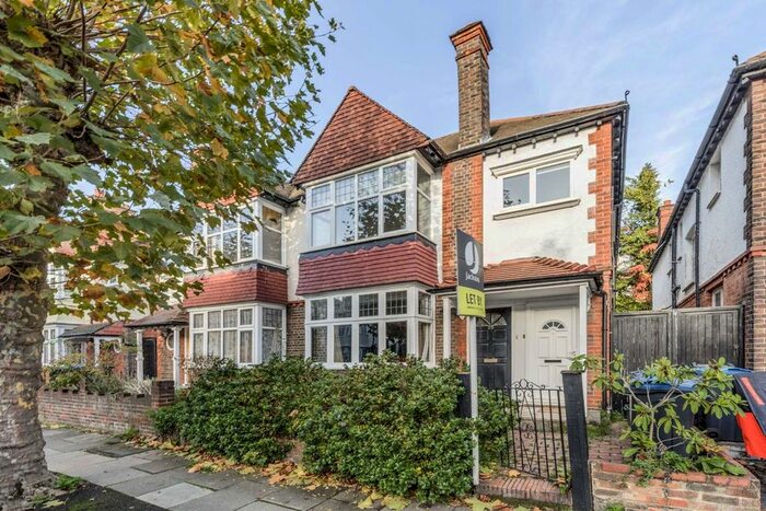 2 Bedroom Flat To Rent In Compton Road, London, SW19