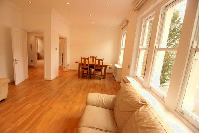3 Bedroom Maisonette To Rent In Sunny Gardens Road, London, NW4