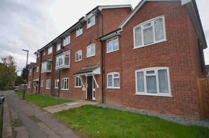 2 Bedroom Flat To Rent In Willow Court, Fulbeck Way, Harrow, HA2