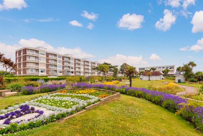 2 Bedroom Flat To Rent In Marine Park, Nyewood Lane, Aldwick, Bognor Regis, PO21